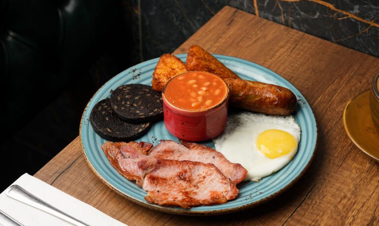 english-breakfast-cafe-borehamwood